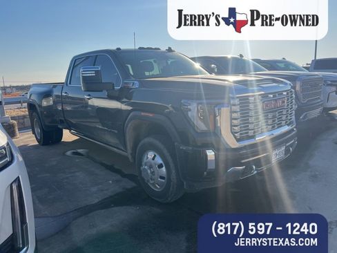 Used 2024 GMC Sierra 3500 Denali w/ Denali Reserve Package image 2