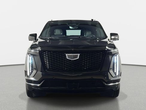 Used 2026 Cadillac Escalade Sport w/ LPO, ONYX Package AWD/4WD image 8