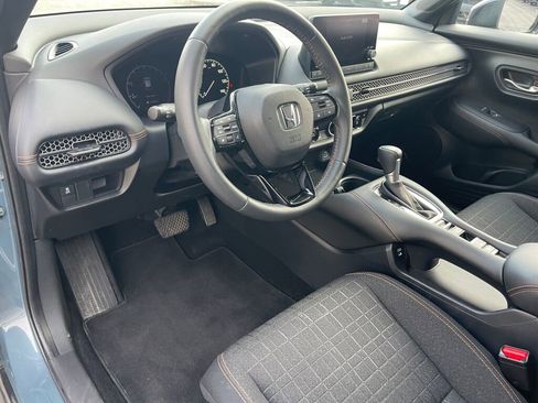 Used 2024 Honda HR-V Sport image 5