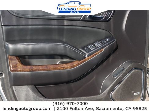 Used 2016 Chevrolet Suburban LT image 20