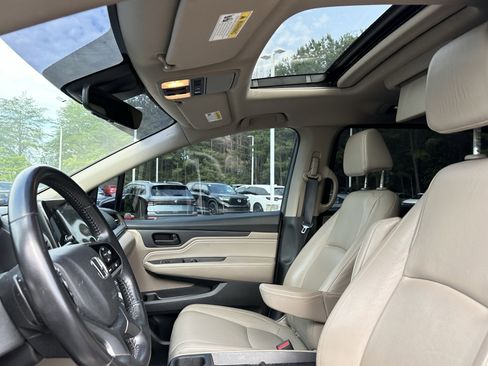 Used 2019 Honda Odyssey Touring image 7