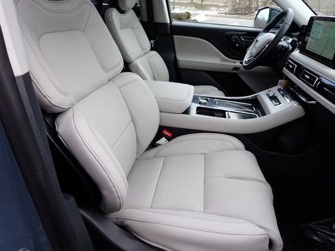 New 2026 Lincoln Aviator Reserve image 18