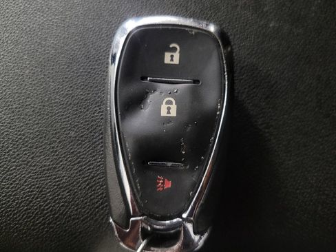 Used 2019 Chevrolet Equinox LT w/ LPO, Floor Liner Package image 32