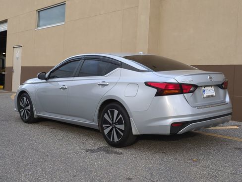 Used 2022 Nissan Altima 2.5 SV image 6