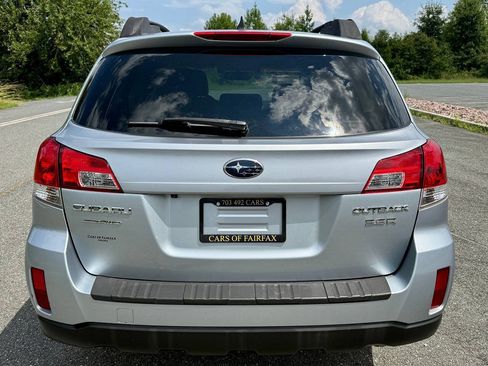 Used 2014 Subaru Outback 3.6R Limited AWD/4WD image 9