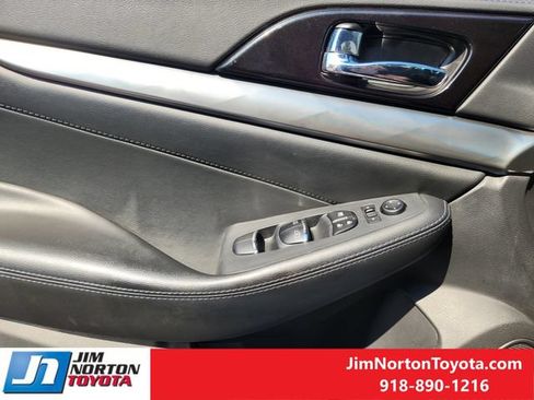 Used 2019 Nissan Maxima 3.5 S w/ Floor Mat Group FWD image 23