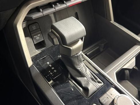 New 2026 Toyota Tundra SR5 AWD/4WD image 33