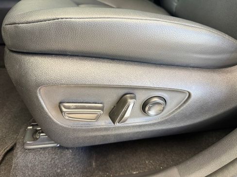 Used 2024 Toyota Grand Highlander XLE image 26