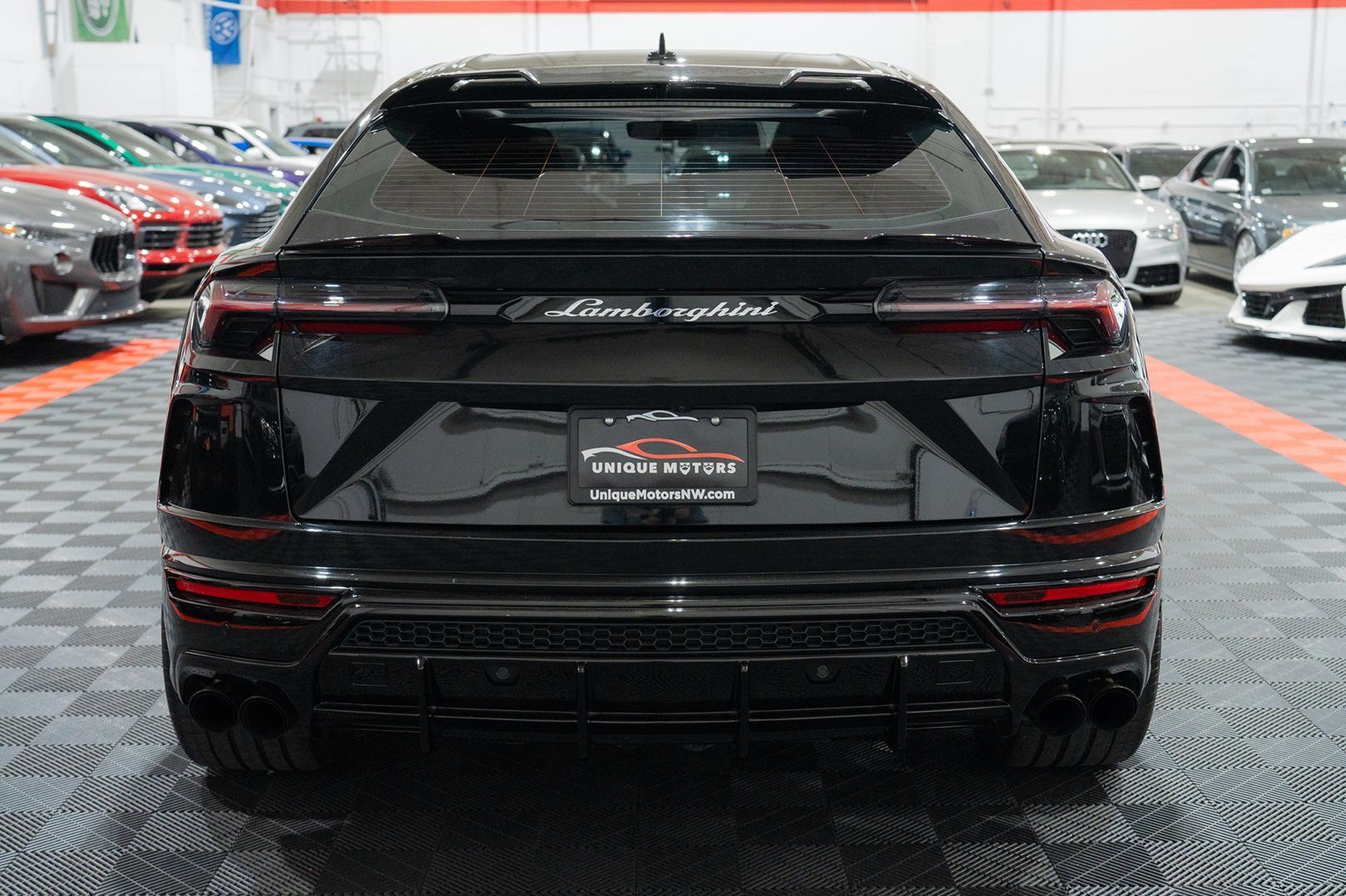 Used 2021 Lamborghini Urus AWD/4WD image 5