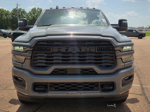 New 2026 RAM 2500 Big Horn AWD/4WD image 2