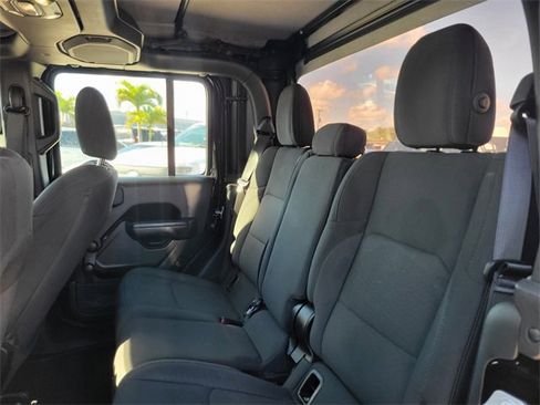 Used 2023 Jeep Gladiator Sport w/ Trailer Tow Package image 8