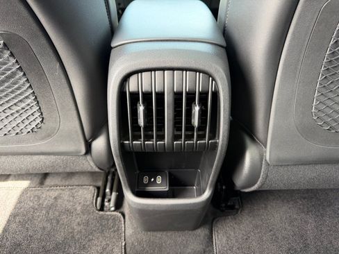 Used 2024 Hyundai Kona Limited FWD image 43