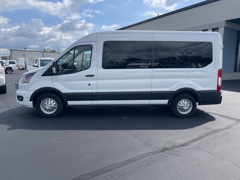 Used 2025 Ford Transit 350 XLT image 2