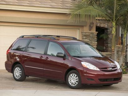 Used 2006 Toyota Sienna XLE