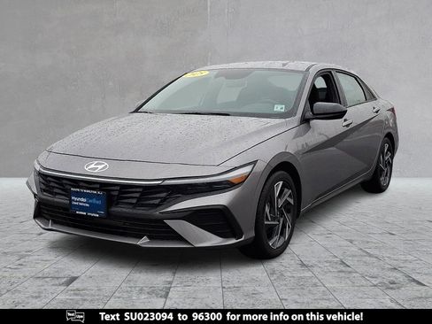 Certified 2025 Hyundai Elantra Sport w/ Cargo Package FWD image 1