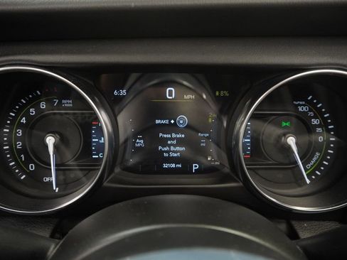 Used 2023 Jeep Wrangler Unlimited Sahara w/ Cold Weather Group image 33