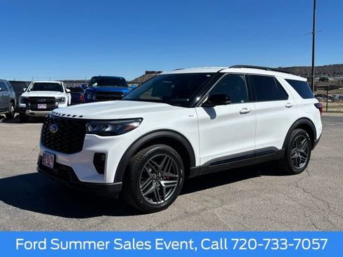 New 2026 Ford Explorer ST-Line w/ ST-Line Street Pack AWD/4WD image 1