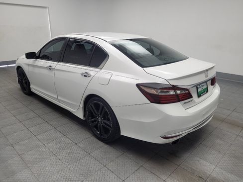 Used 2016 Honda Accord Sport image 5