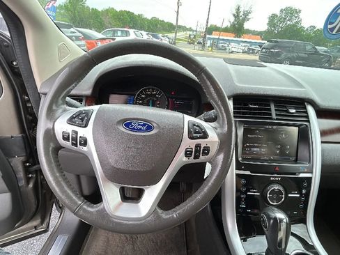 Used 2014 Ford Edge Limited FWD image 8