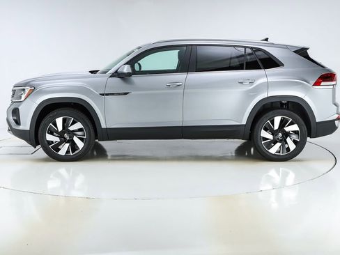 New 2026 Volkswagen Atlas Cross Sport SE AWD/4WD image 2