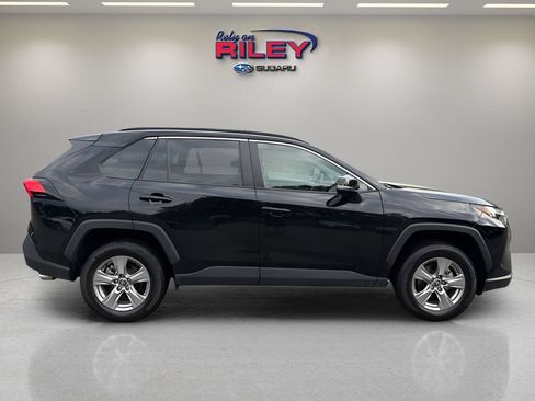 Used 2025 Toyota RAV4 XLE AWD/4WD image 7