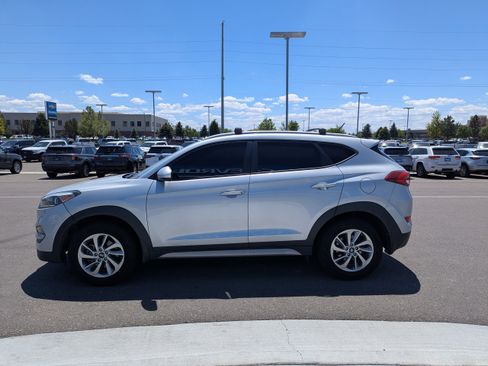 Used 2017 Hyundai Tucson SE AWD/4WD image 9