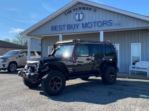 Used 2018 Jeep Wrangler Unlimited Sport S AWD/4WD image 25