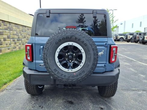 New 2025 Ford Bronco Outer Banks w/ Sasquatch Package AWD/4WD image 7