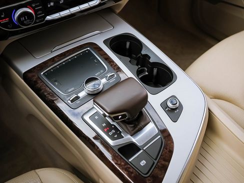 Used 2018 Audi Q7 2.0T Premium Plus image 9