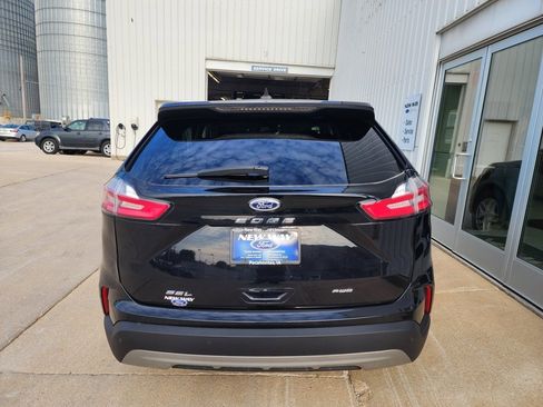 Used 2023 Ford Edge SEL image 7