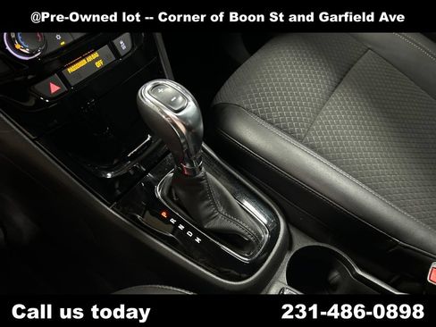 Used 2022 Buick Encore Preferred w/ Safety Package AWD/4WD image 26