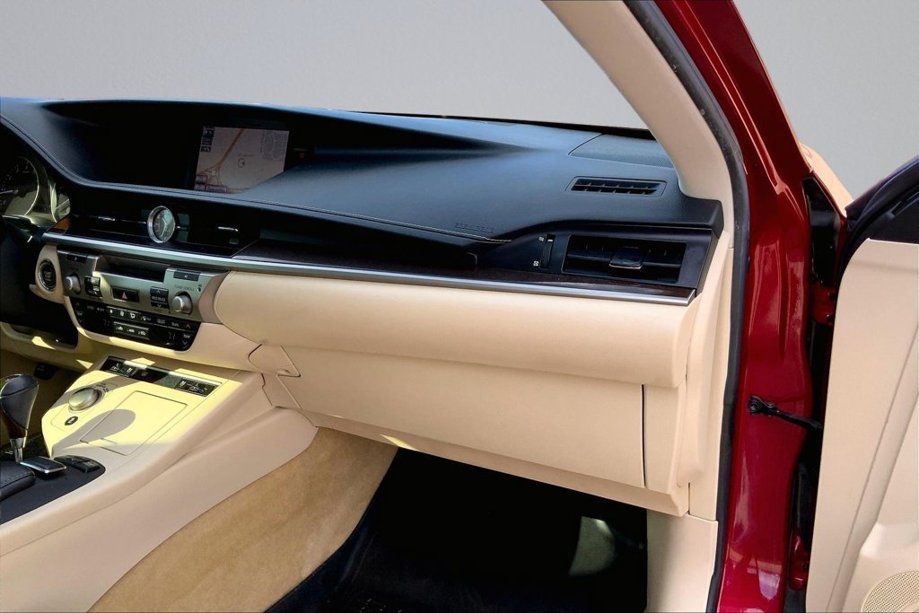 Used 2013 Lexus ES 350 w/ Luxury Pkg FWD image 15