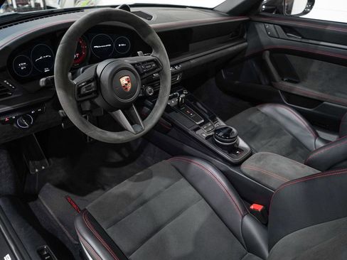 Used 2024 Porsche 911 Carrera GTS image 2