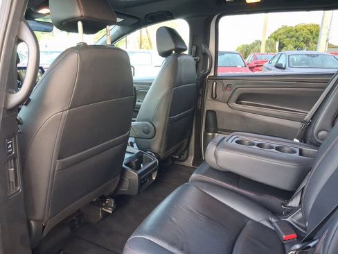 Used 2023 Honda Odyssey Sport image 8
