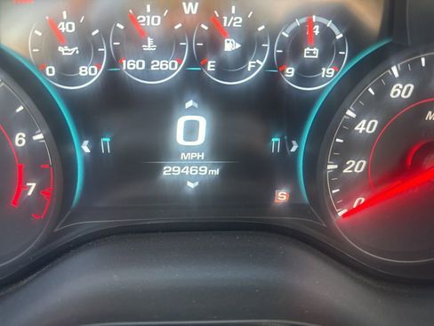 Used 2017 Chevrolet Camaro SS image 18