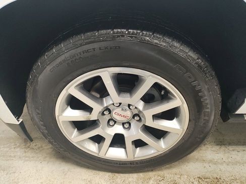 Used 2019 GMC Yukon XL Denali w/ Open Road Package image 21