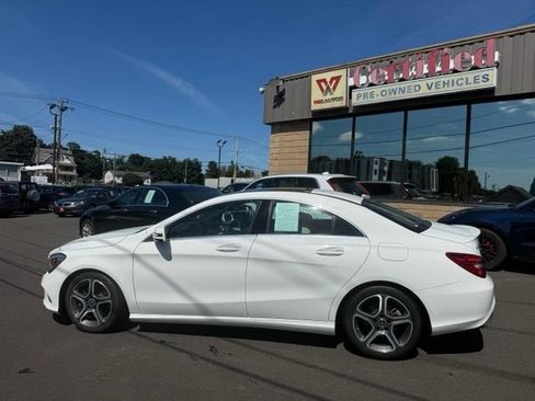 Used 2019 Mercedes-Benz CLA 250 4MATIC image 4