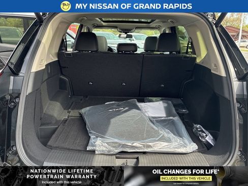New 2026 Nissan Rogue Platinum AWD/4WD image 26