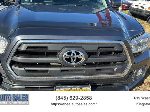 Used 2017 Toyota Tacoma 4x4 Access Cab image 13