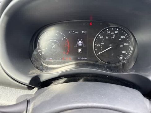 Used 2024 Nissan Kicks SR image 15