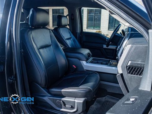 Used 2019 Ford F350 Lariat w/ Lariat Ultimate Package image 43