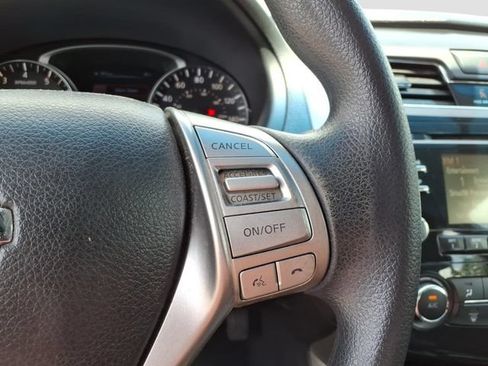 Used 2014 Nissan Altima 2.5 S w/ Display Audio Package FWD image 20