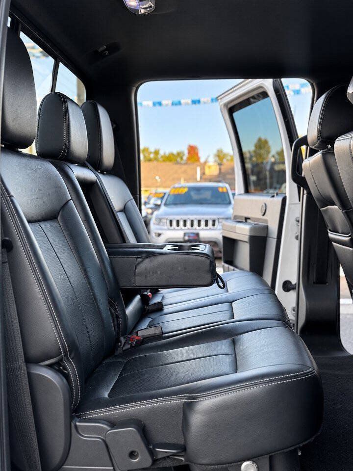 Used 2014 Ford F350 Lariat w/ Lariat Ultimate Package AWD/4WD image 8