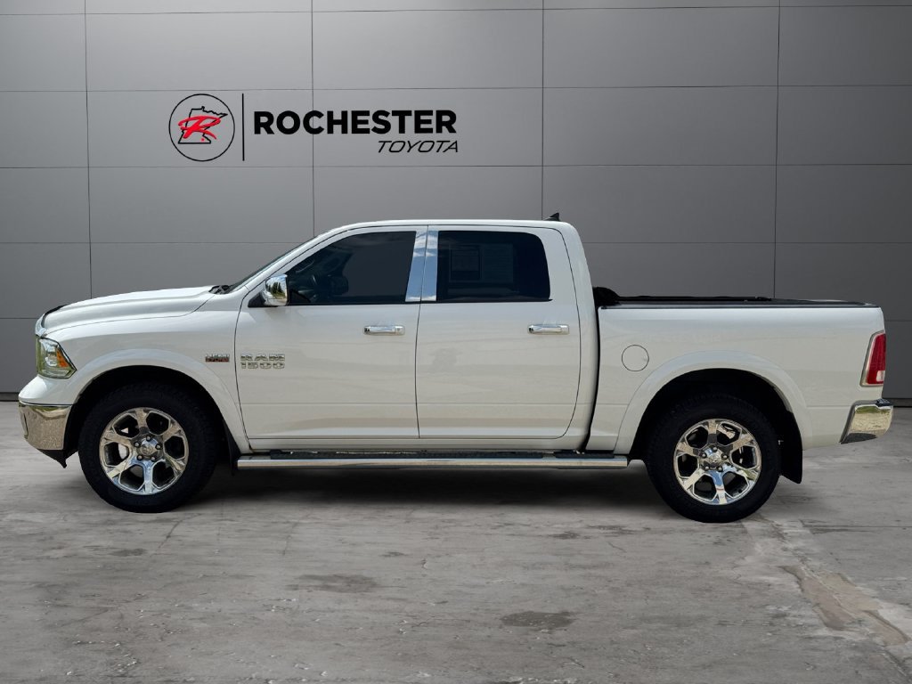 Used 2017 RAM 1500 Laramie w/ Convenience Group AWD/4WD image 2
