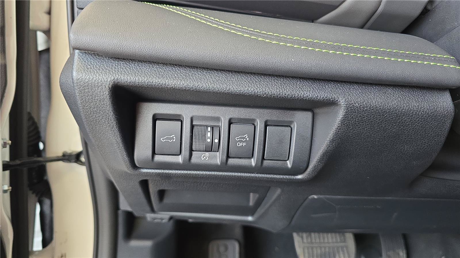 Used 2025 Subaru Outback Onyx Edition AWD/4WD image 26
