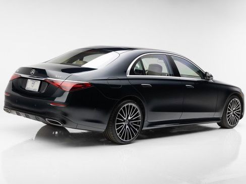 Used 2022 Mercedes-Benz S 580 4MATIC Sedan image 11