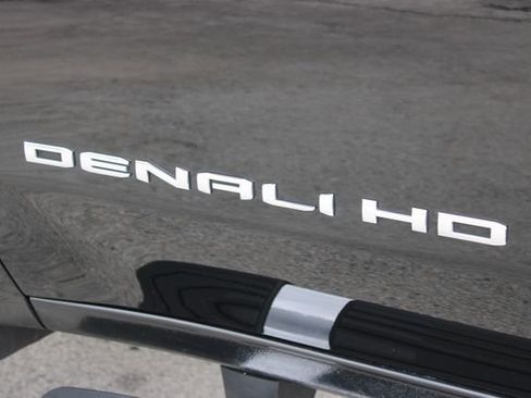 Used 2024 GMC Sierra 3500 Denali w/ Denali Reserve Package image 20