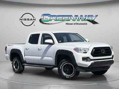 Used 2020 Toyota Tacoma SR AWD/4WD image 1