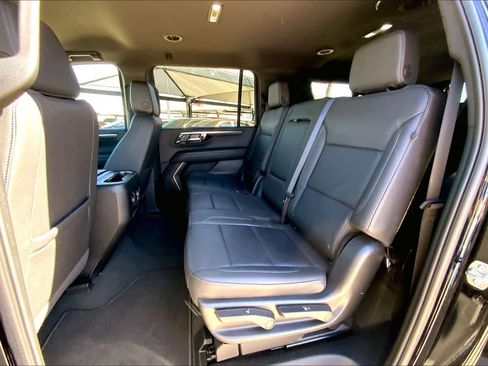 Certified 2025 Chevrolet Suburban Z71 image 20