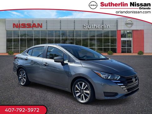 Used 2023 Nissan Versa SV image 1